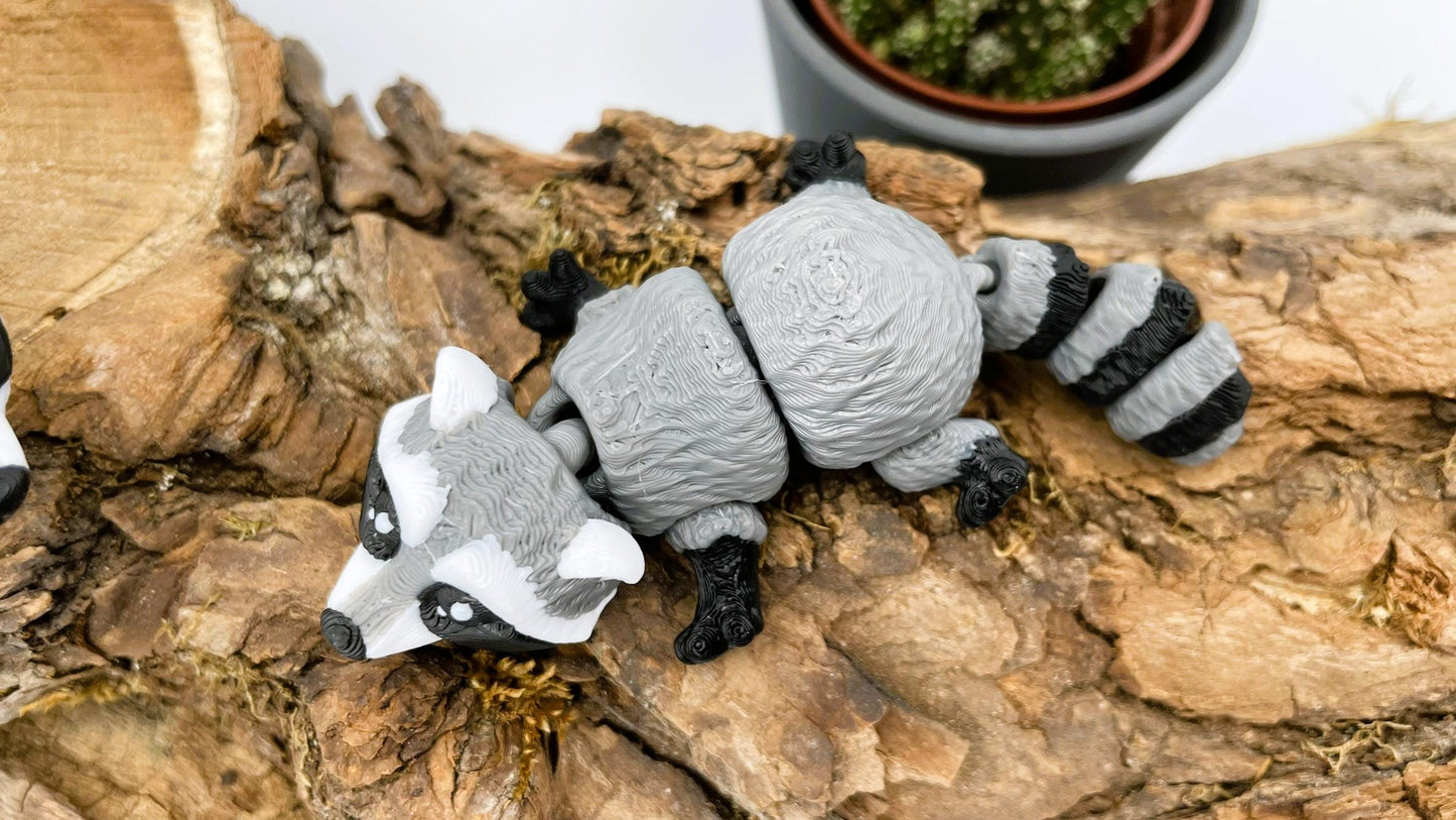 Mini 3D-gedruckter beweglicher Waschbär – optional mit Ei oder als Schlüsselanhänger