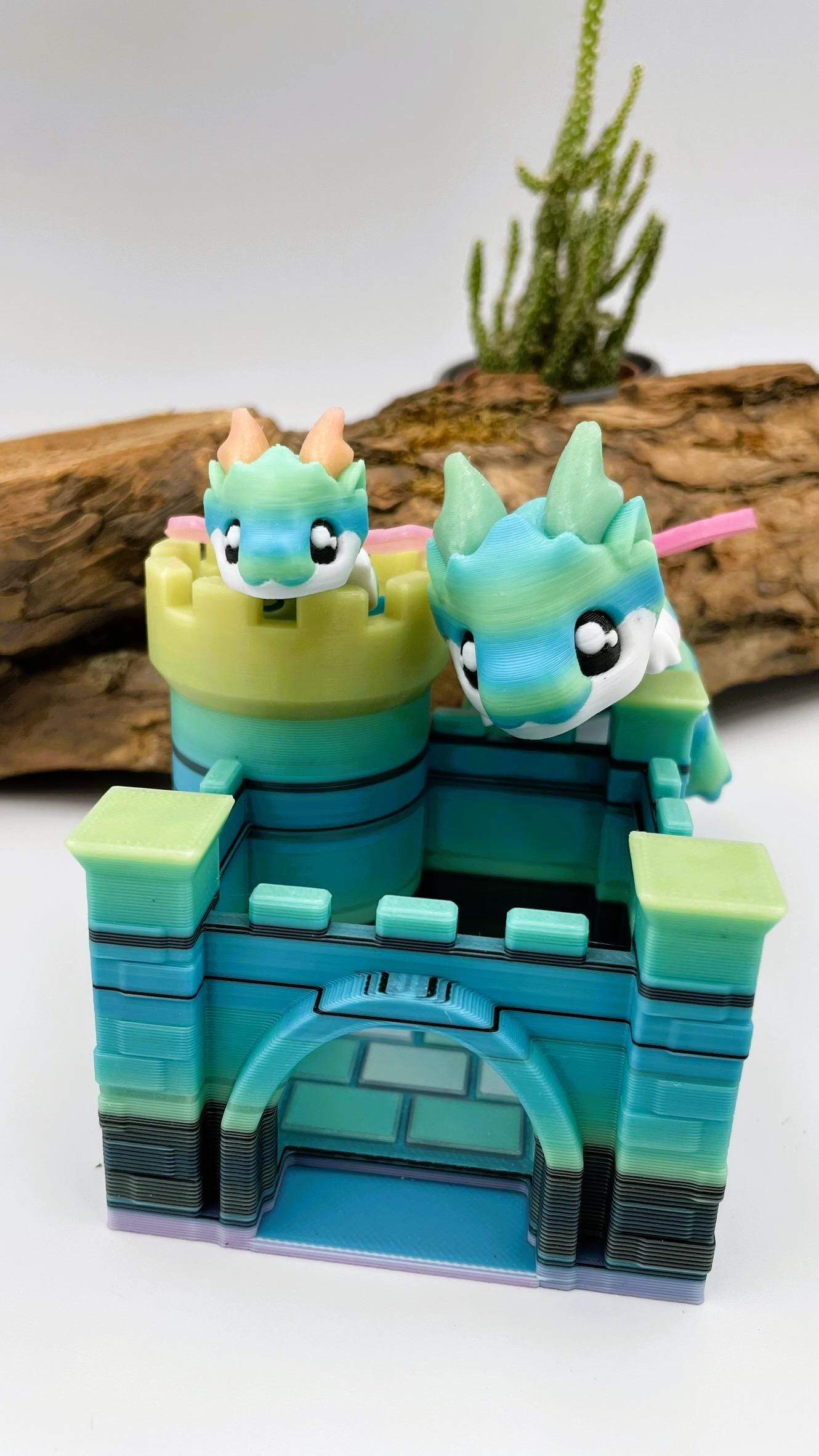 Beweglicher Mini-Drachen – 3D-gedruckt | Optional mit Burg | Nachtleuchtend