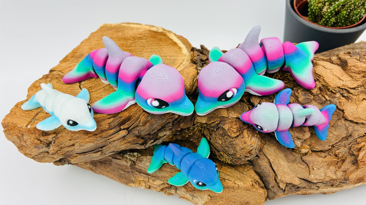 3D gedruckter beweglicher Delfin – Nordlichter Farbverlauf – Gelenkfigur / Flexi Toy – PLA Geschenk & Meerestiere Deko