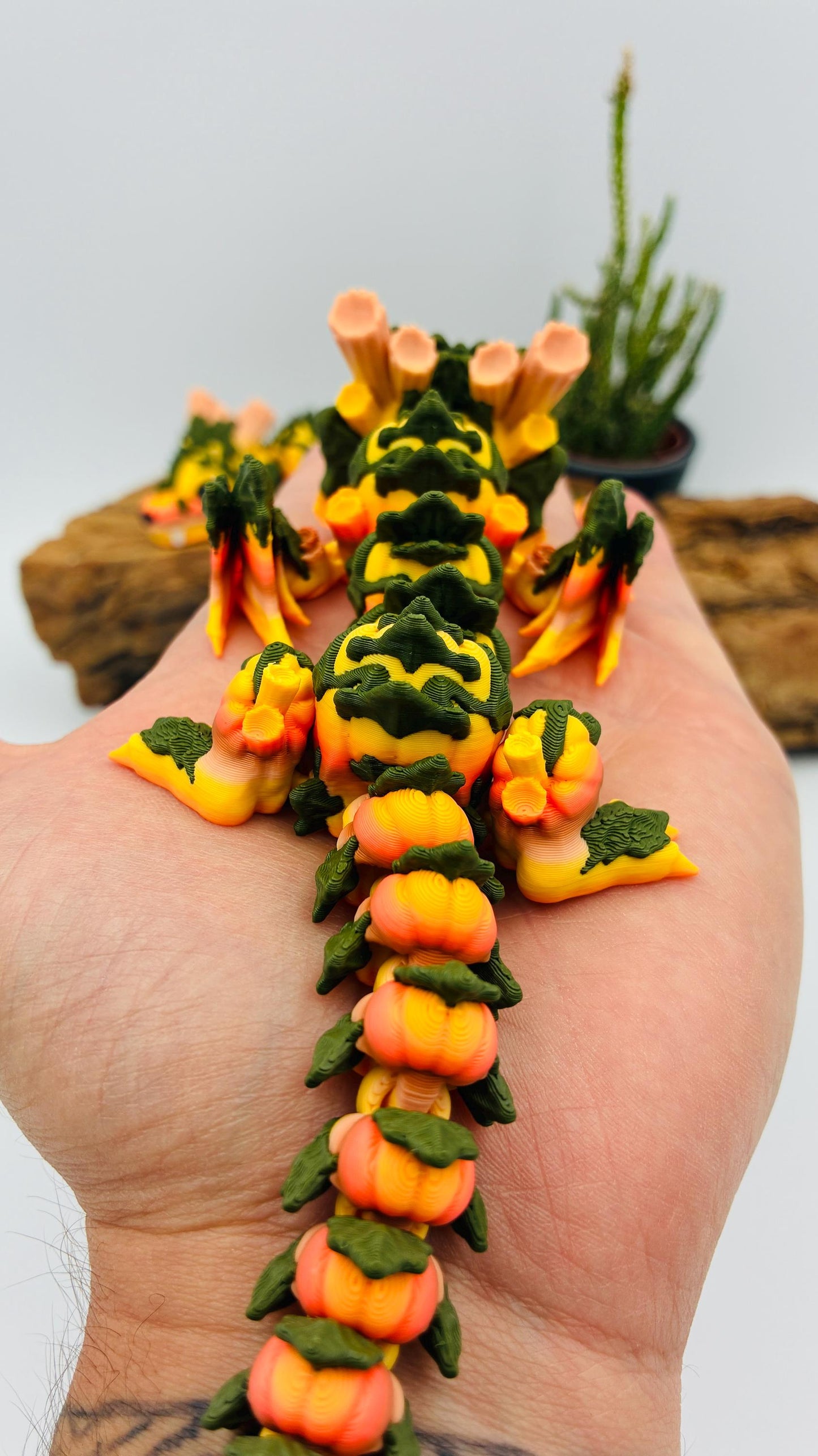 Beweglicher Baby Kürbis-Drache – 3D-gedruckt | Detailreiche Glieder | Halloween Deko & Geschenk