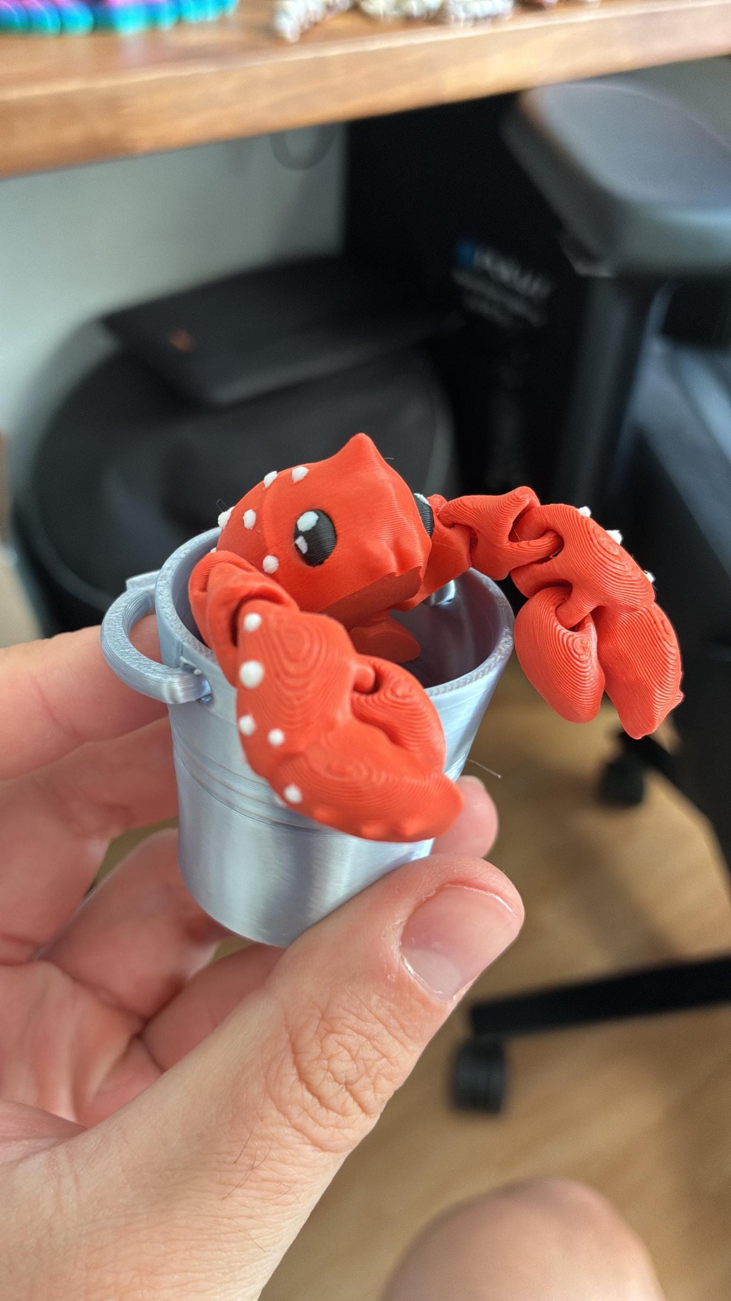 Beweglicher Hummer – 3D-gedruckt | optional mit Mini-Eimer | Geschenkidee & Deko