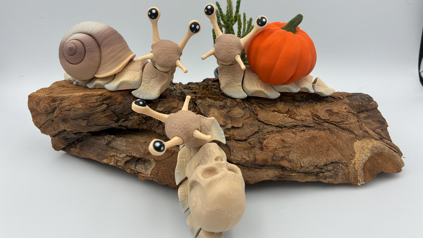3D-gedruckte Schnecke – beweglich, austauschbares Schneckenhaus (Kürbis/Schädel), Geschenkidee, Herbst- & Halloween-Deko