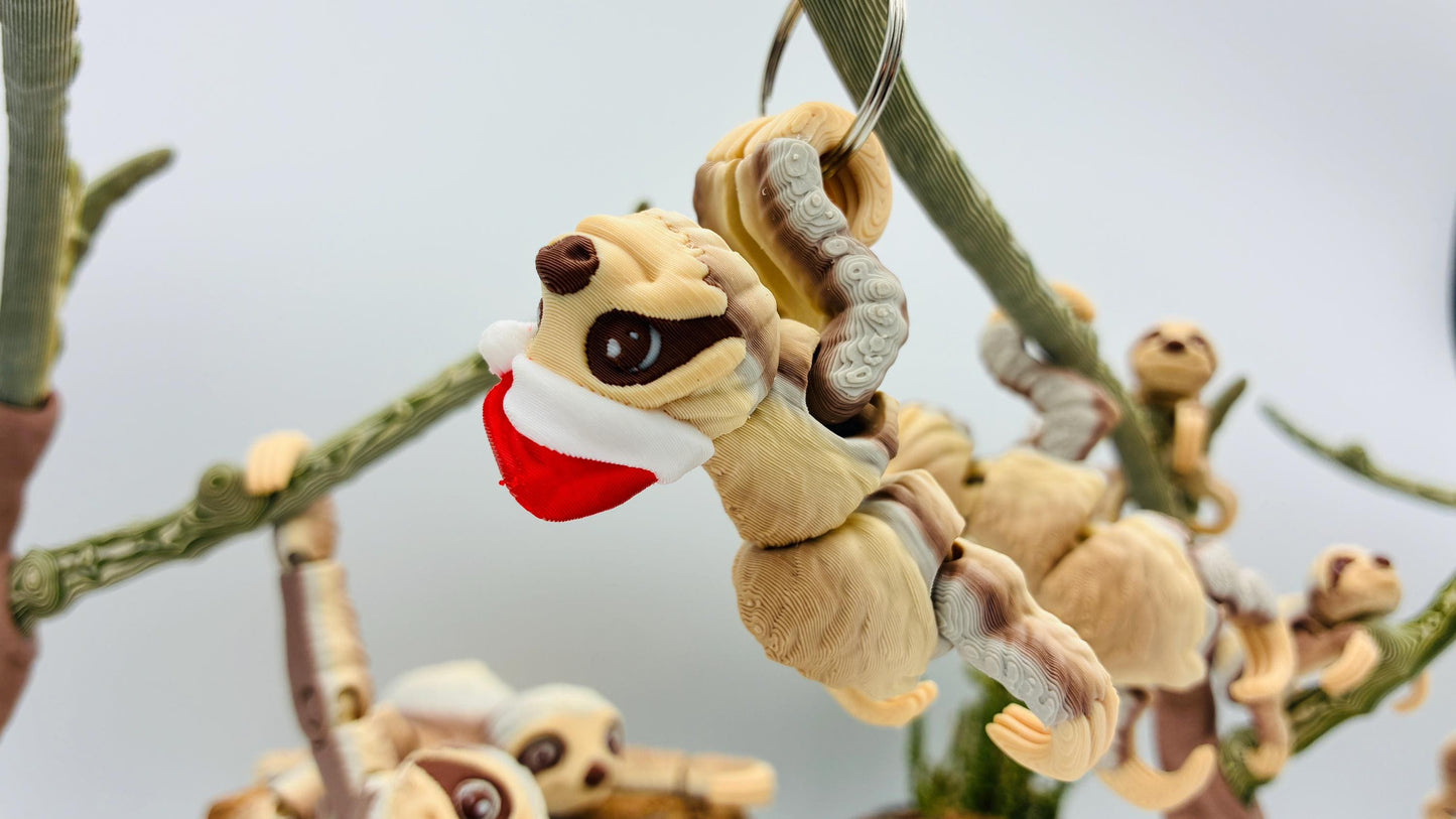 3D-gedrucktes bewegliches Baby Faultier – optional mit Baum oder Weihnachtsmütze