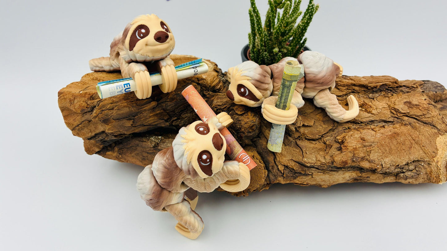 1.) Bewegliches 3D Faultier Geldgeschenk – Originelle Geschenkidee zur Hochzeit, Geburtstag oder Taufe – Optional mit Baum