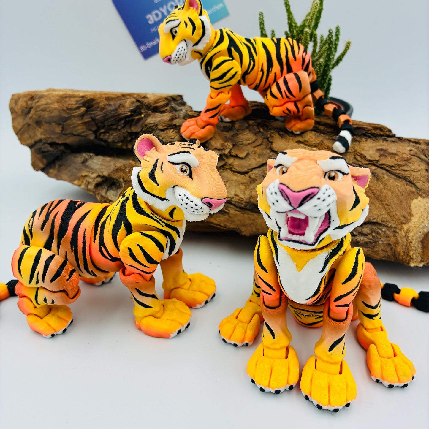 Beweglicher 3D gedruckter Tiger | Flexi Tiger in Wunschfarbe | Fidget Geschenk für Tierliebhaber | auch als Säbelzahntiger