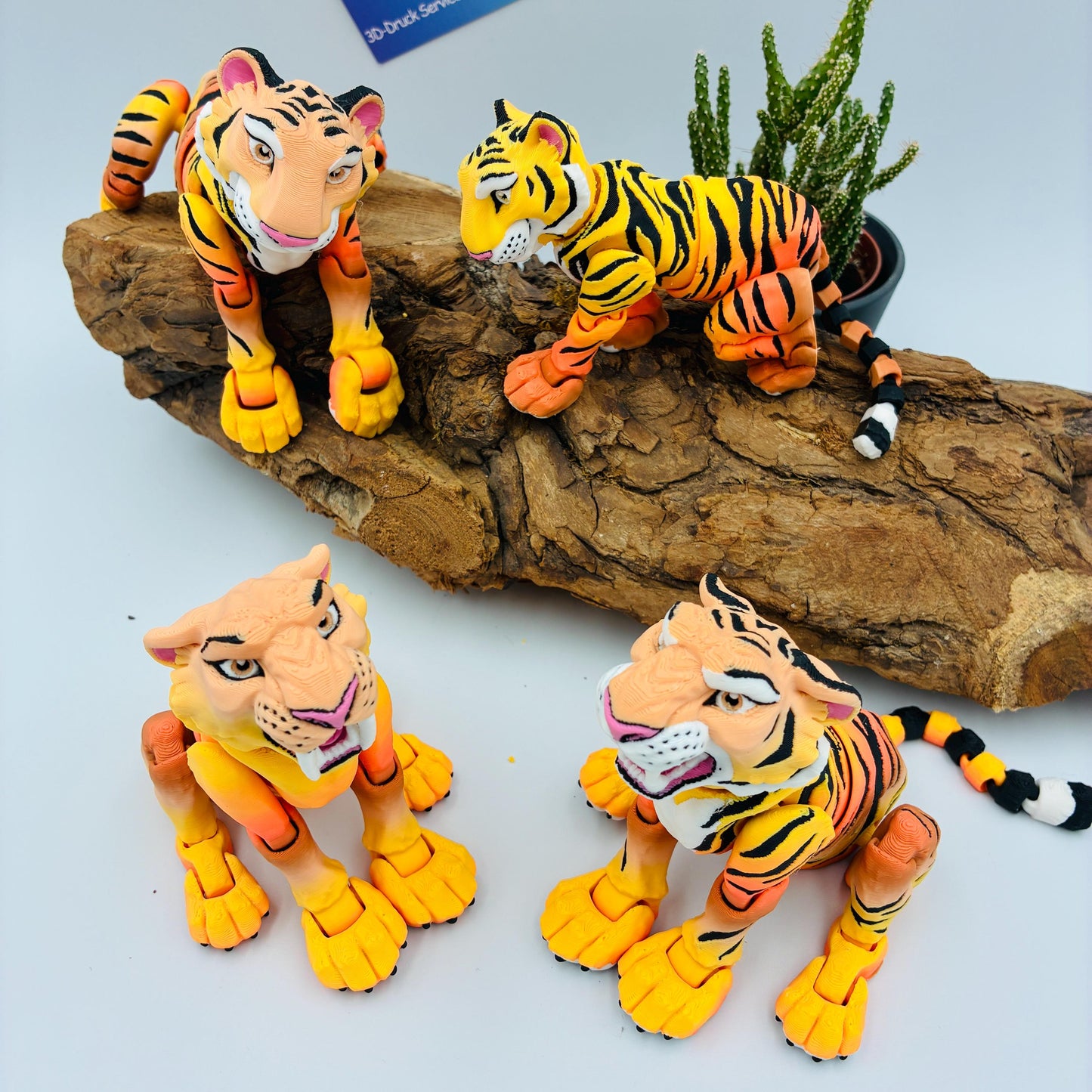 Beweglicher 3D gedruckter Tiger | Flexi Tiger in Wunschfarbe | Fidget Geschenk für Tierliebhaber | auch als Säbelzahntiger