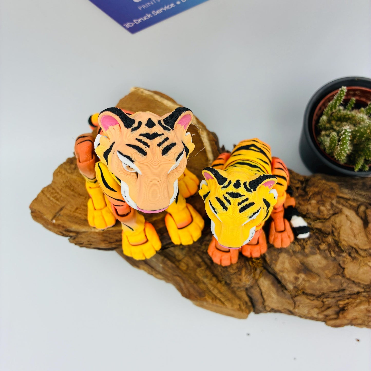 Beweglicher 3D gedruckter Tiger | Flexi Tiger in Wunschfarbe | Fidget Geschenk für Tierliebhaber | auch als Säbelzahntiger