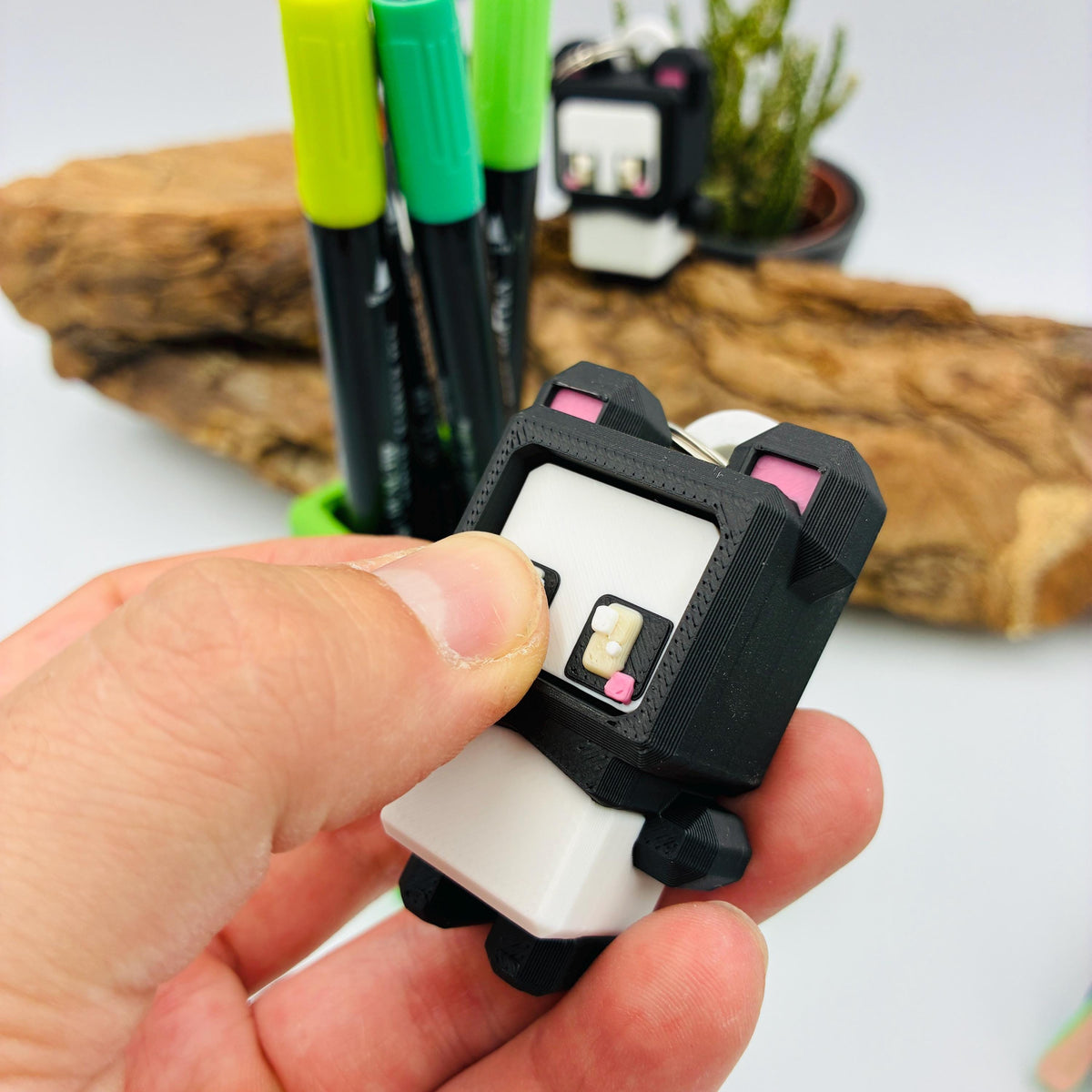 Panda Fidget Klicker mit Bambus Stiftehalter – 3D gedruckter Schreibtisch Begleiter