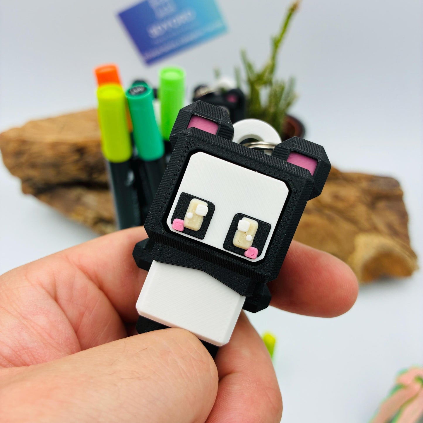 Panda Fidget Klicker mit Bambus Stiftehalter – 3D gedruckter Schreibtisch Begleiter
