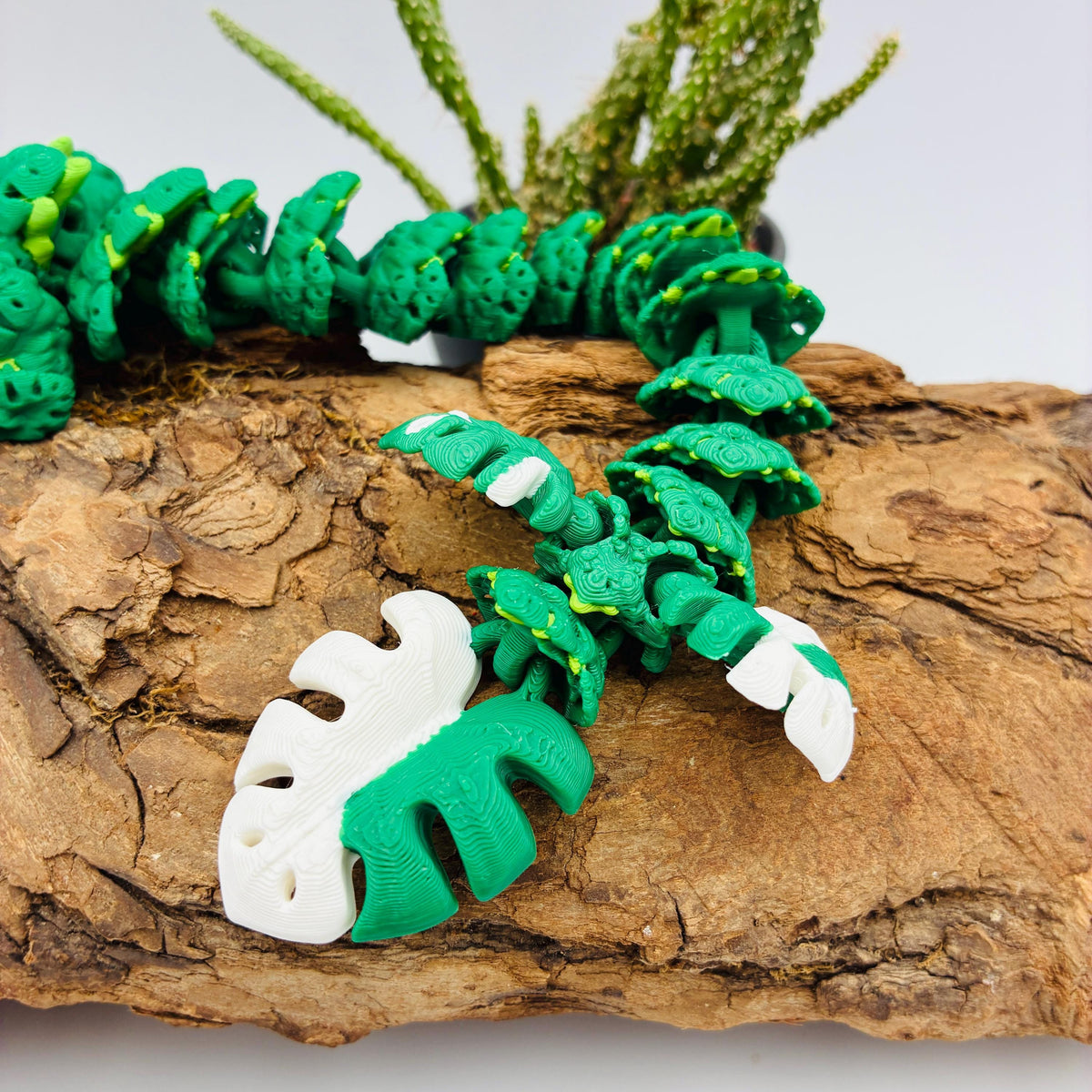 Beweglicher Monstera Drache & Baby – 3D-gedruckte Plant Dragon Figur – flexible Fantasy Deko – Geschenk für Pflanzenfans